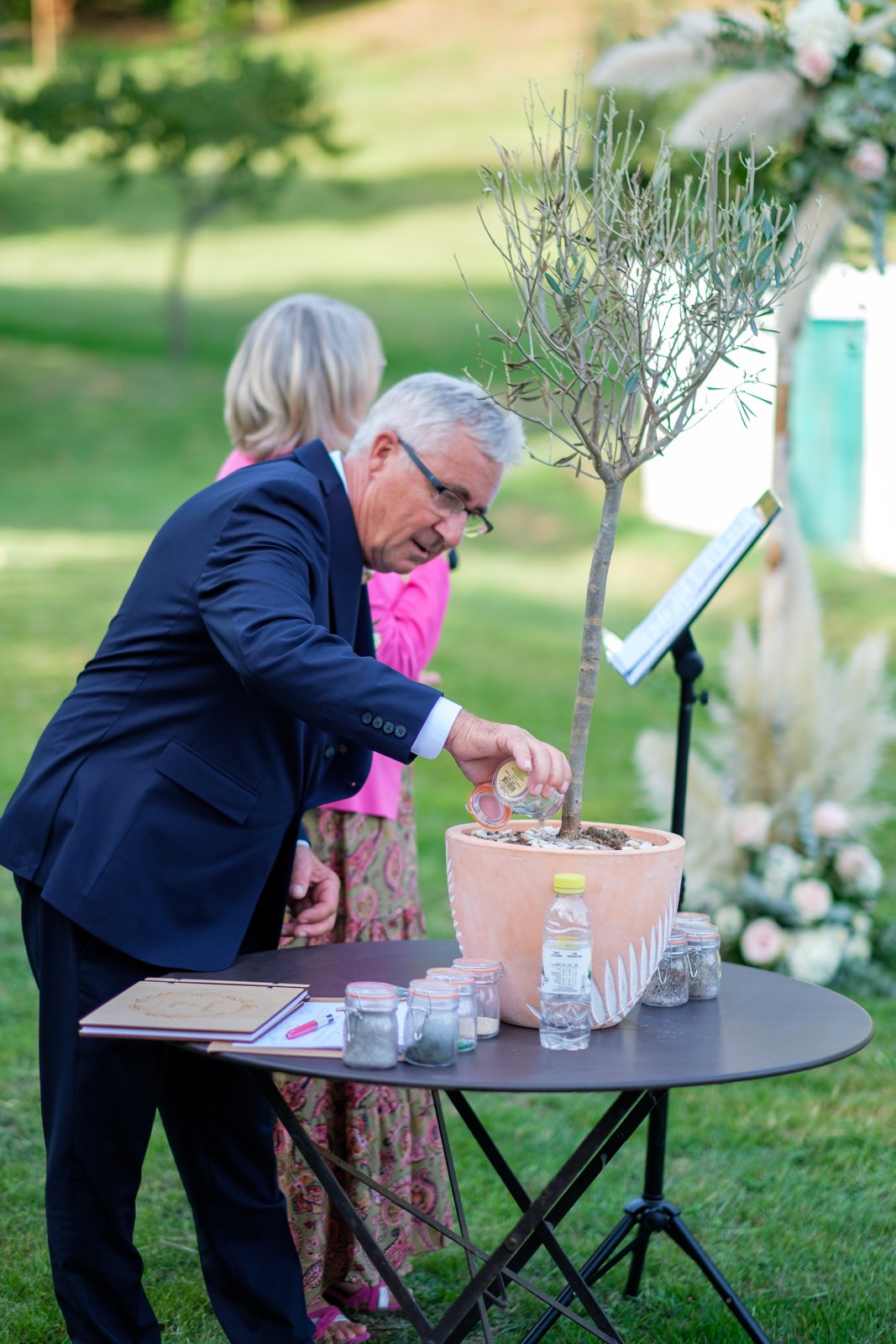 Reportages de mariage Pays Basque & Landes Un moment partagé pendant la cérémonie